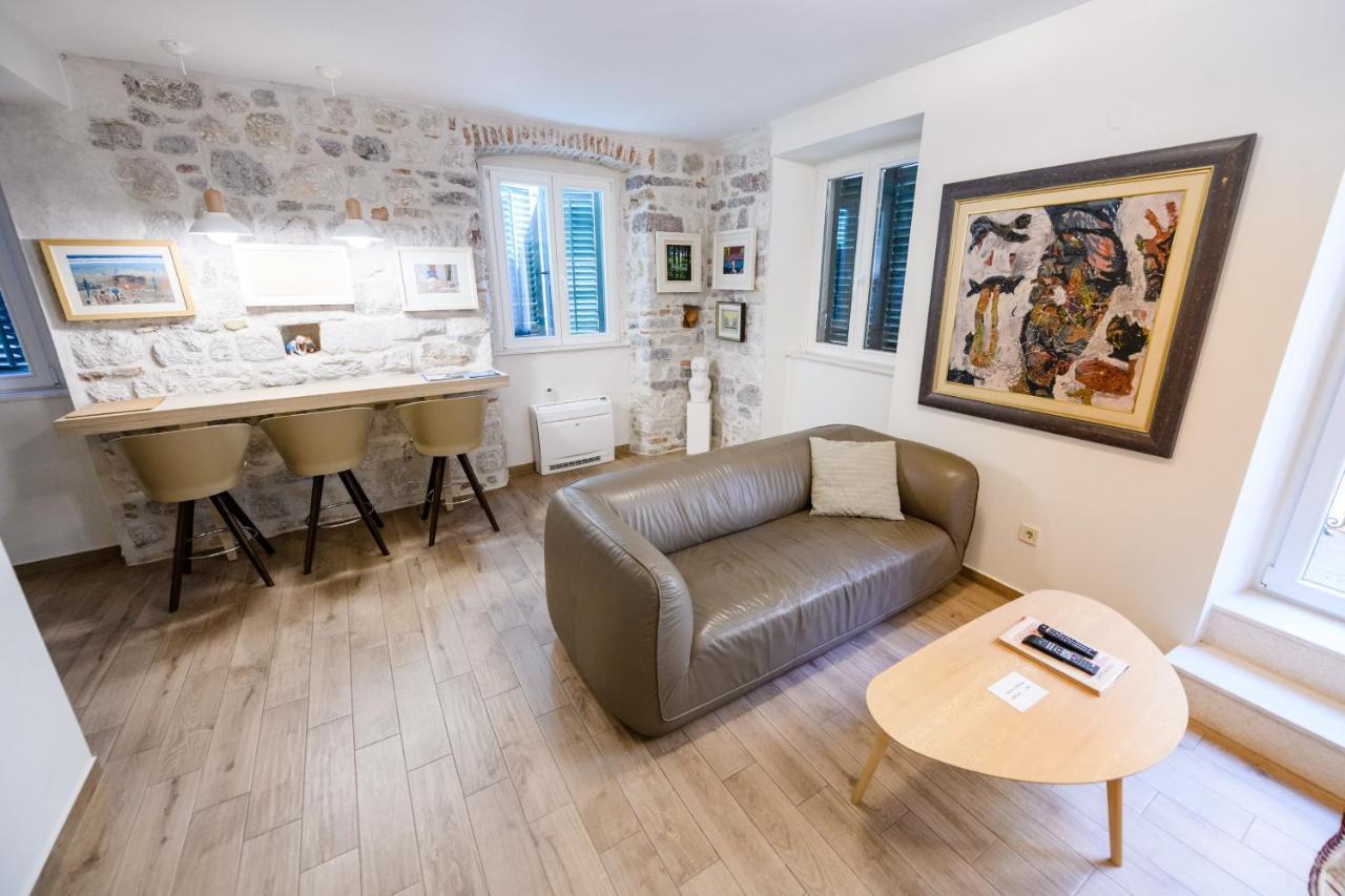 Apartmani Art Karampana Котор Екстер'єр фото