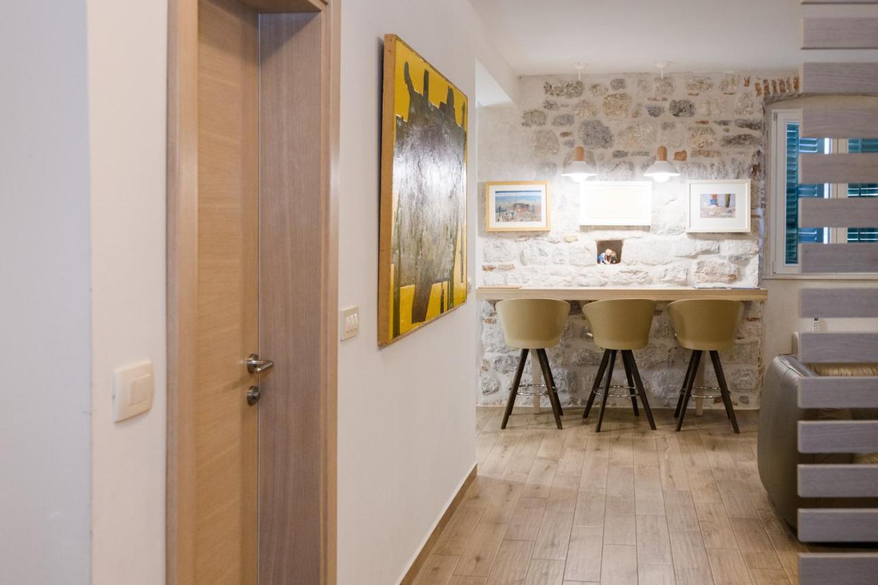 Apartmani Art Karampana Котор Екстер'єр фото