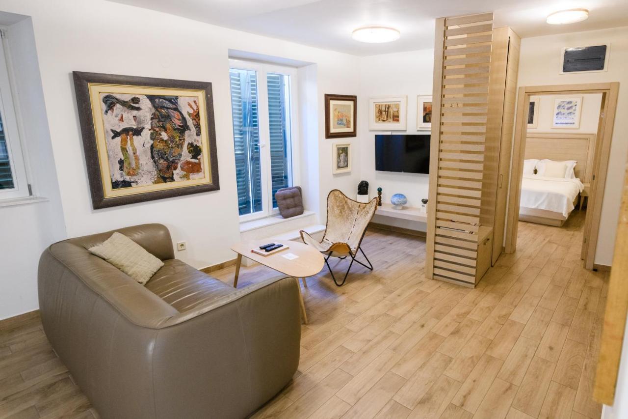 Apartmani Art Karampana Котор Екстер'єр фото