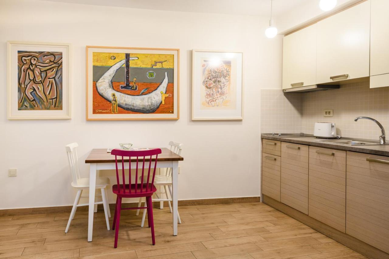 Apartmani Art Karampana Котор Екстер'єр фото